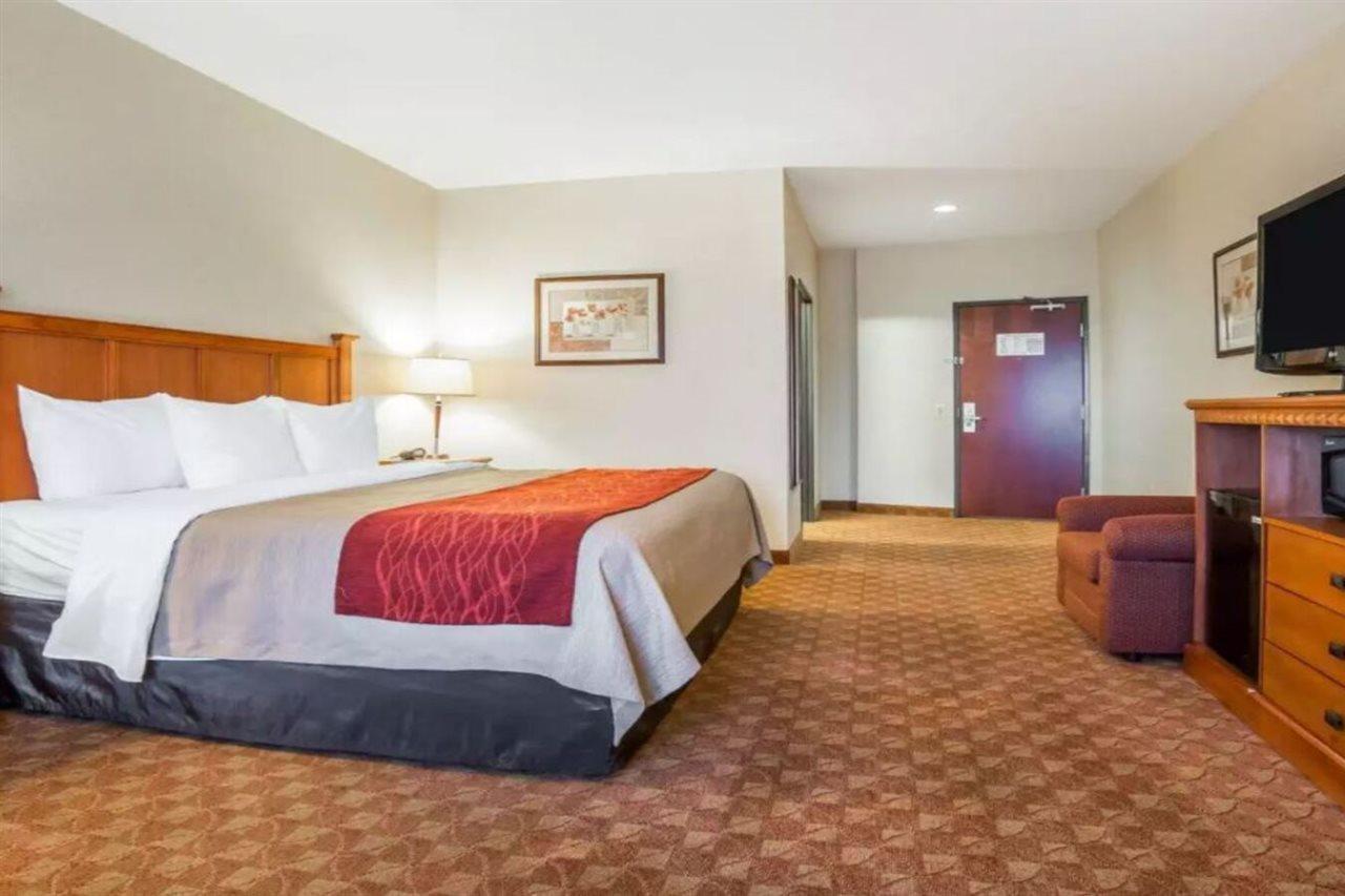 Comfort Inn & Suites Las Vegas - Nellis Extérieur photo