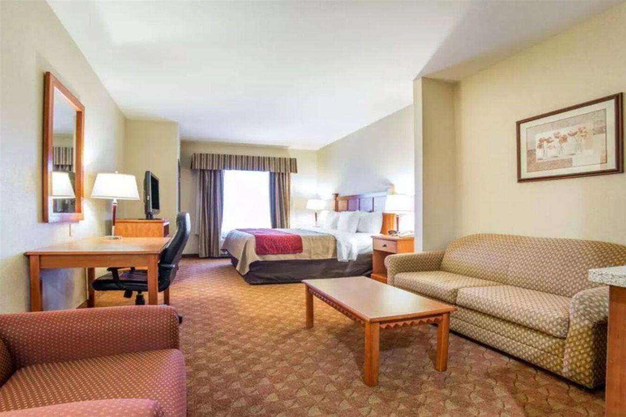 Comfort Inn & Suites Las Vegas - Nellis Extérieur photo