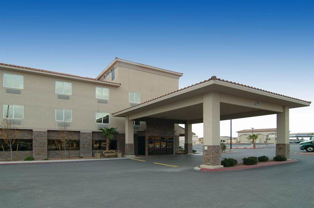 Comfort Inn & Suites Las Vegas - Nellis Extérieur photo
