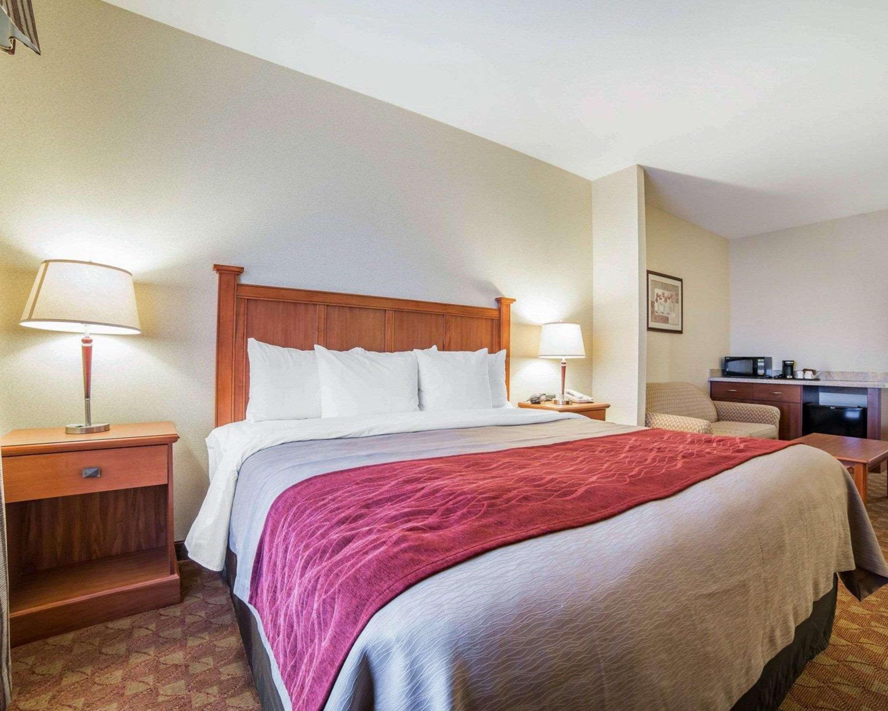 Comfort Inn & Suites Las Vegas - Nellis Extérieur photo