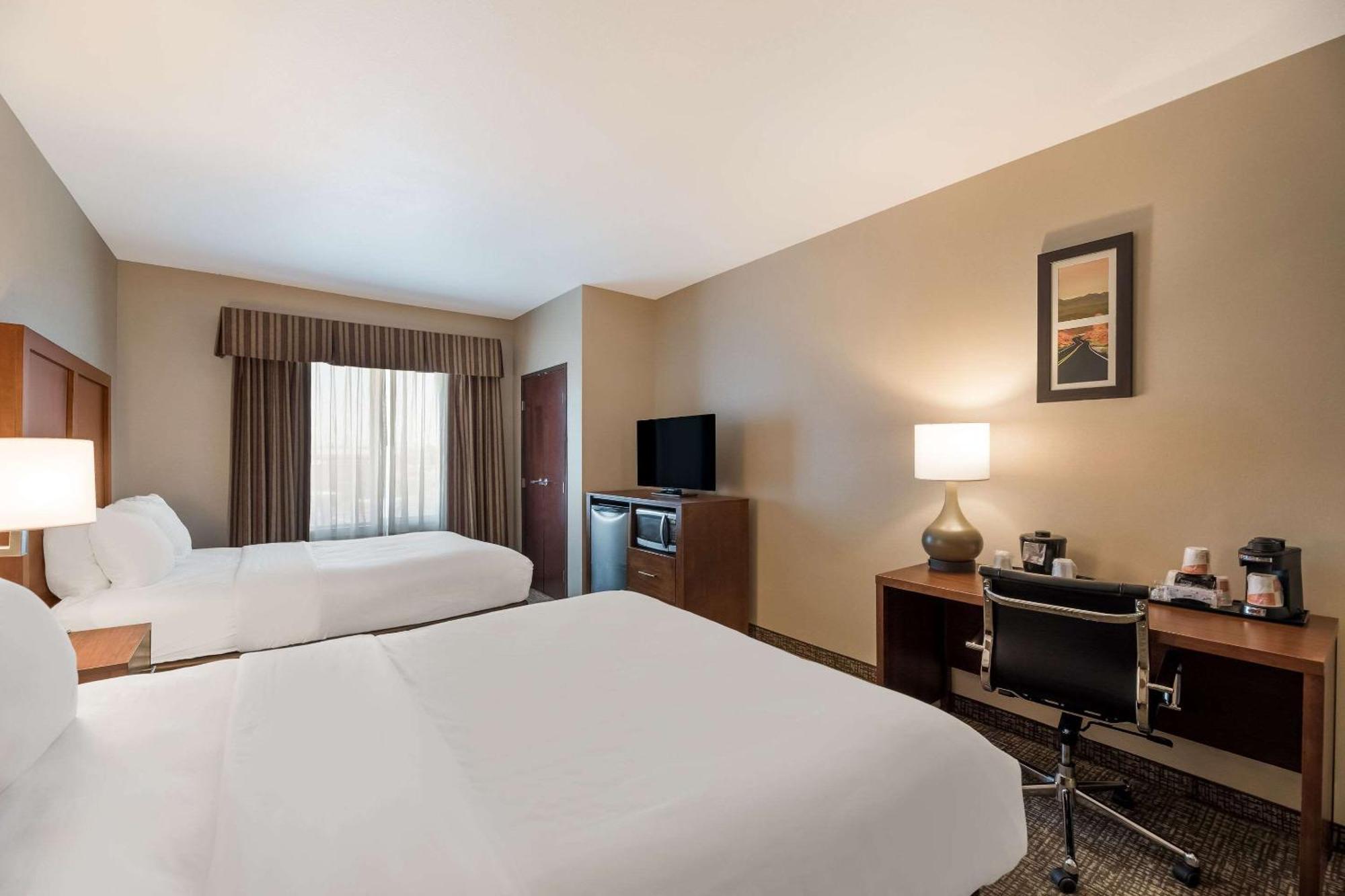 Comfort Inn & Suites Las Vegas - Nellis Extérieur photo