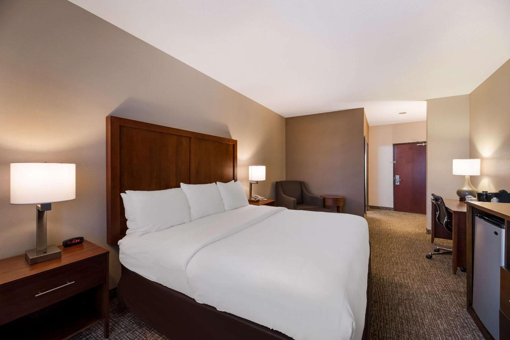 Comfort Inn & Suites Las Vegas - Nellis Extérieur photo