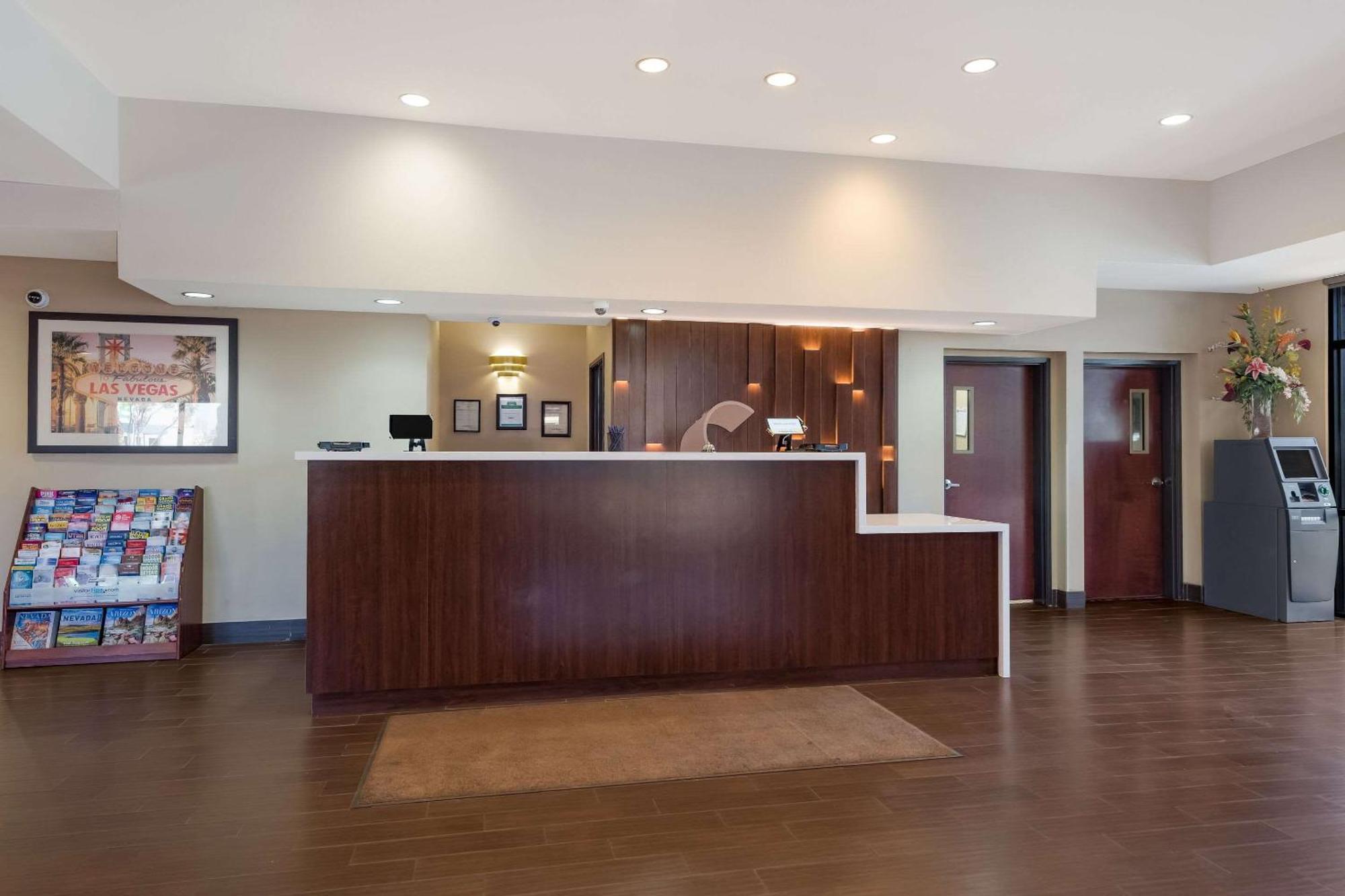 Comfort Inn & Suites Las Vegas - Nellis Extérieur photo
