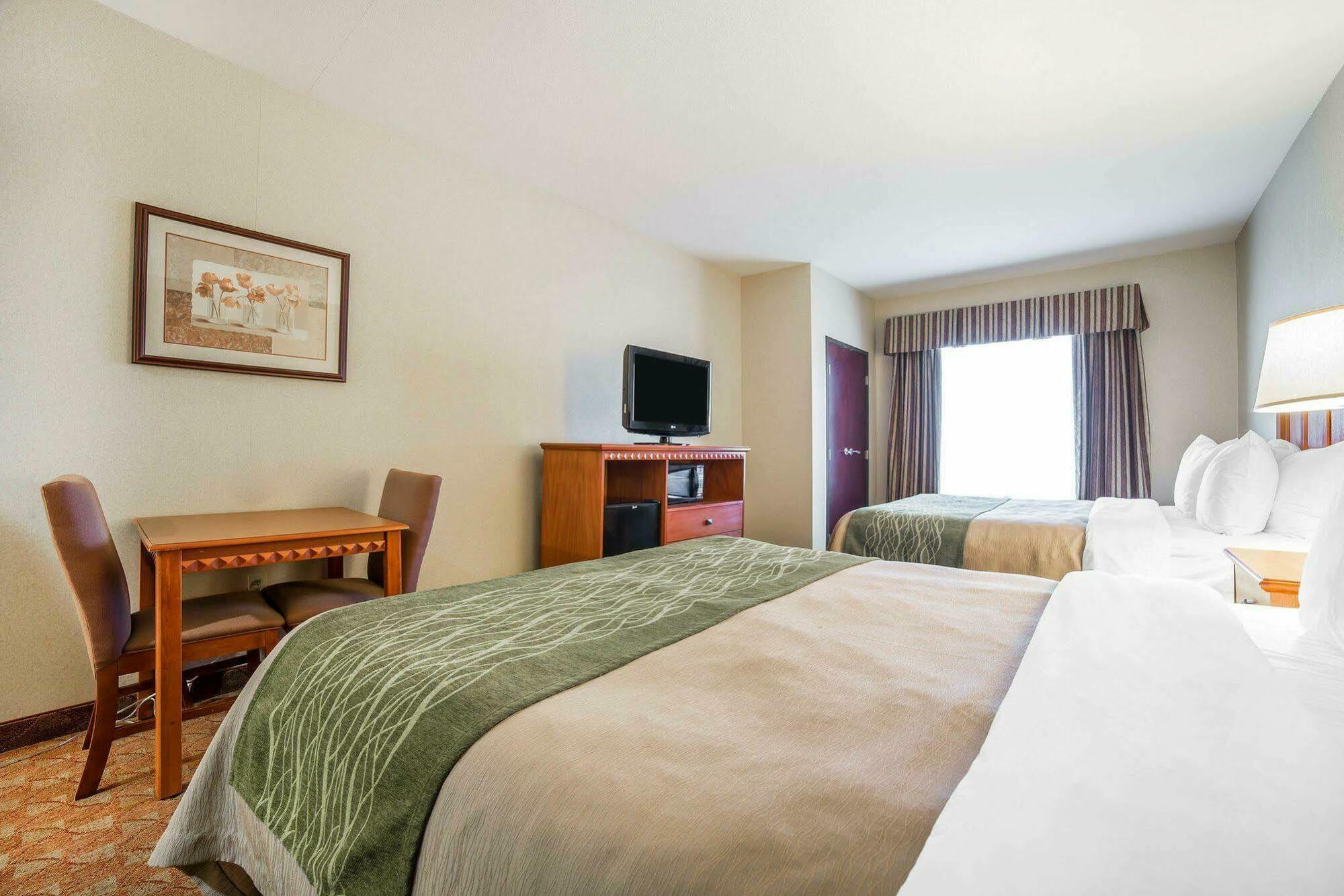 Comfort Inn & Suites Las Vegas - Nellis Extérieur photo